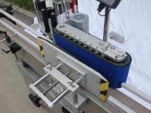 عیسوی کے لئے غیر خشک گلو ، لکڑی کے کیس / ایکسپورٹ پیکنگ لیبلنگ مشین کے لئے خودکار گول بوتل لیبلنگ مشین