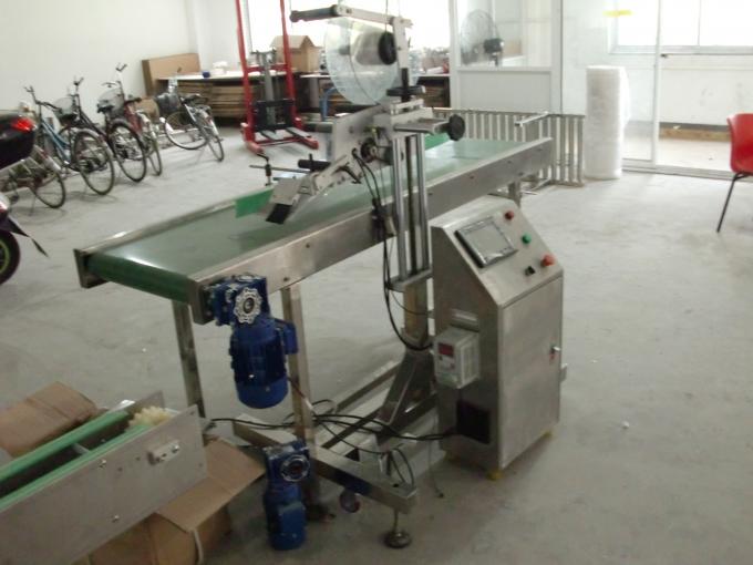 پیجنگ مشین فیڈنگ آبجیکٹ کے ساتھ ٹیبل ٹاپ سیلف چپکنے والی اسٹیکر فلیٹ سطح کا لیبل ایپلی کیٹر