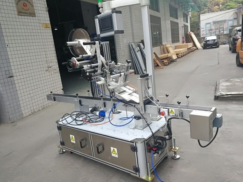 نیزل پاؤچ الیکٹرک ڈرائیوڈ قسم سپلائر کے لئے چین اسٹیکر ٹاپ لیبلنگ مشین