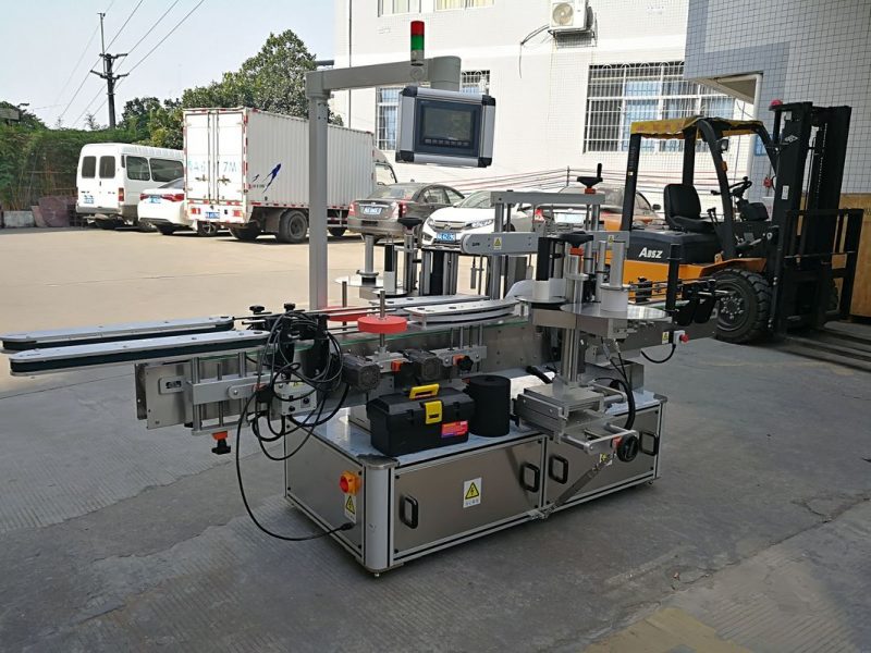 چین شیمپو بوتل ڈبل سائیڈ چپکی لیبلنگ مشین مکمل خودکار سپلائر